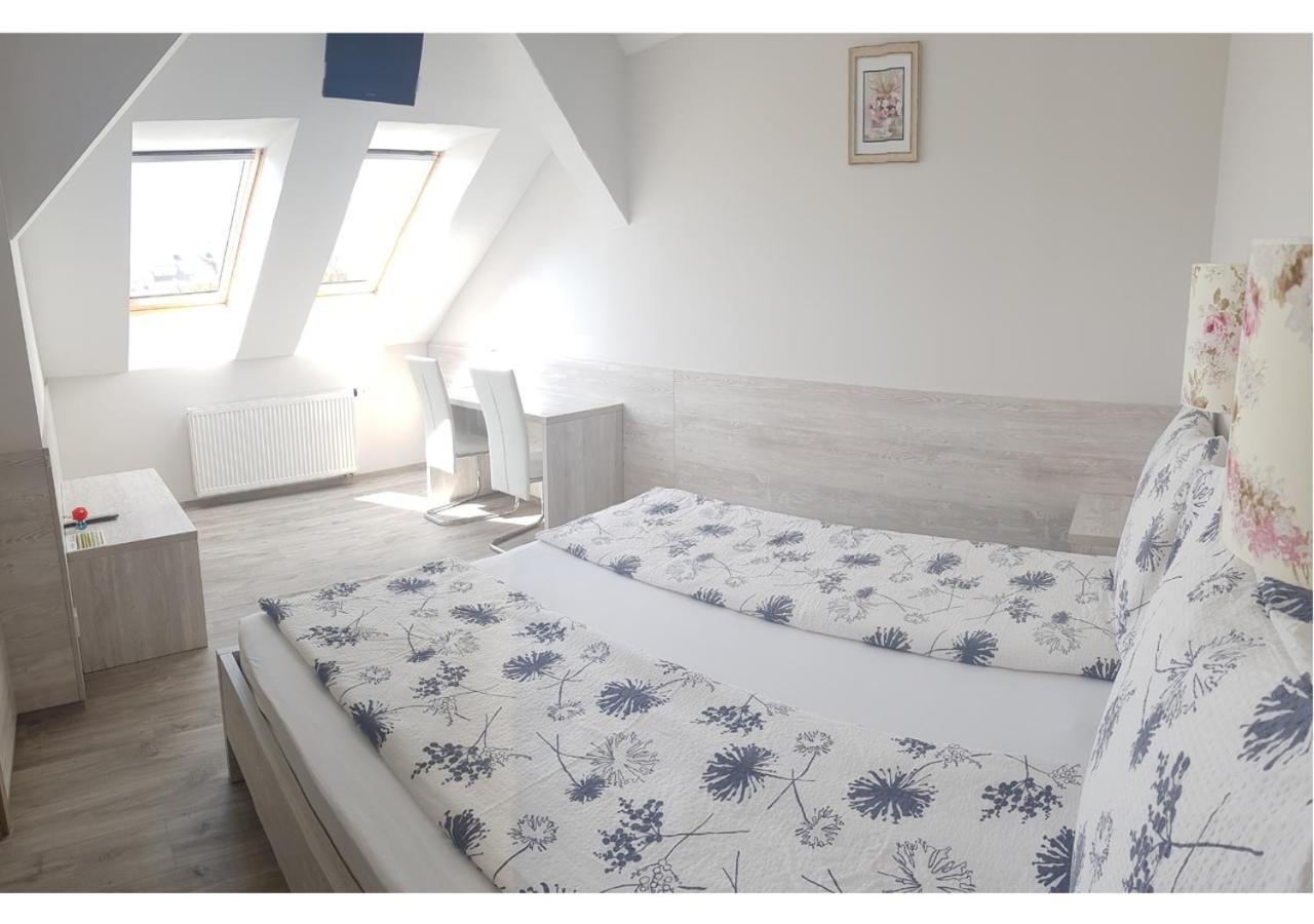 Vandor Vendeghaz Szeged Ngoại thất bức ảnh